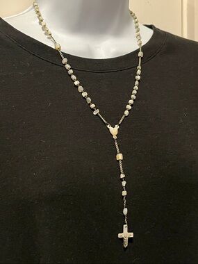 Vtg Delicate MOP Rosary Necklace mother of pearl - women’s jewelry